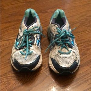 Brooks running shoes